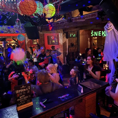 HALLOWEENSKÁ DĚTSKÁ PAŘBA 2023 HALLOWEENSKÁ DĚTSKÁ PAŘBA 2023
