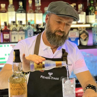 GUEST BARTENDING & FEVER - TREE GUEST BARTENDING & FEVER - TREE