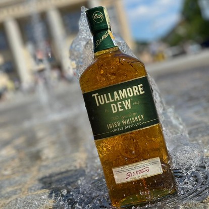 VELIKONOCE S TULLAMORE D.E.W.